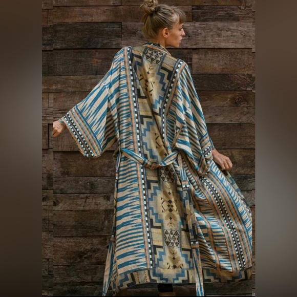 Ⓙⓤⓢⓣ ⓘⓝ Ⓚⓘⓜⓞⓝⓞ - Picture 2 of 5